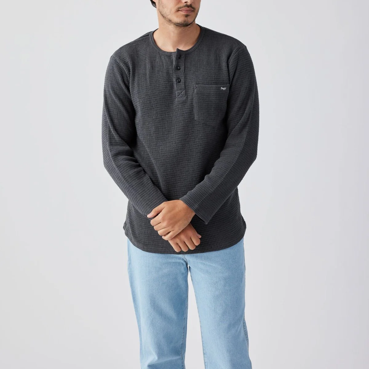 Sawpit Henley LS Thermal Vintage Black - Image 3