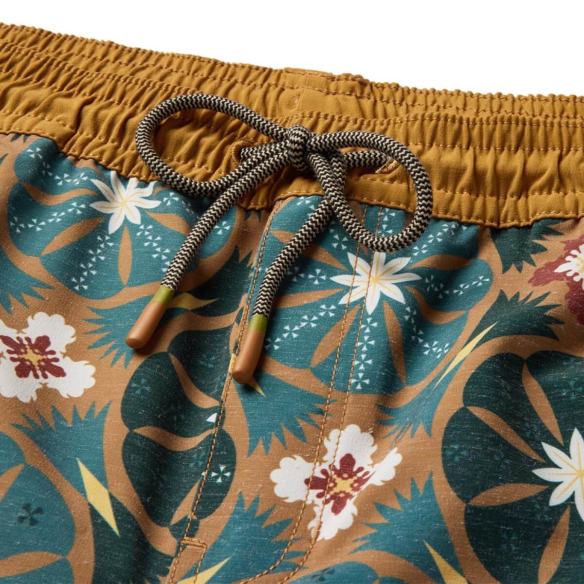 Yuma Hybrid Shorts Peyote - Image 4